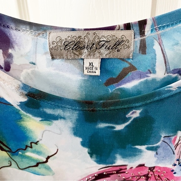 Closet Full Top Womens Size XL Multicolor Floral Sublimation Ruched Flare Sleeve - Picture 6 of 6